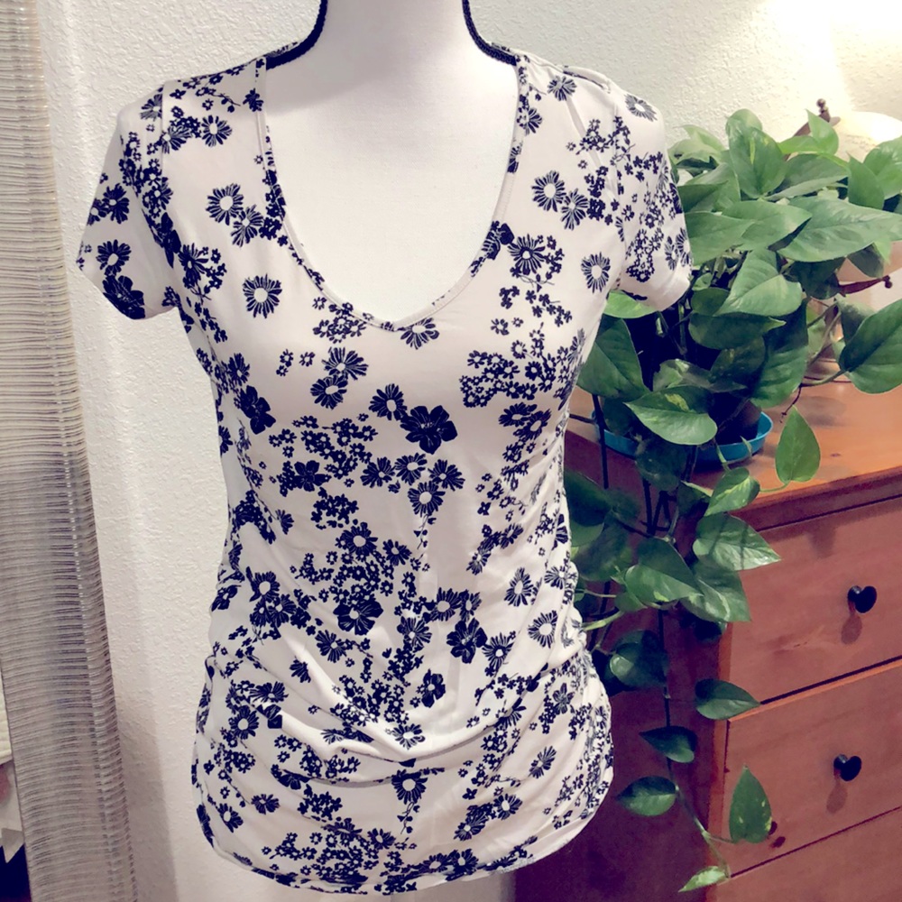Maternity top